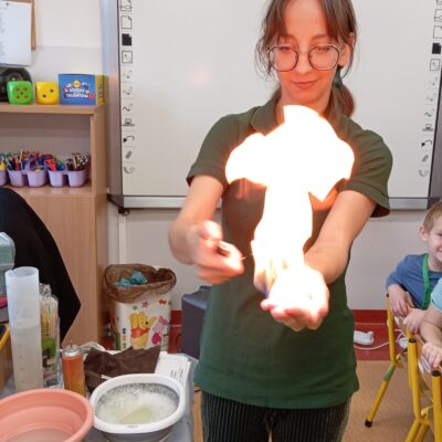 warsztaty z dojazdem do placówek eksperymenty